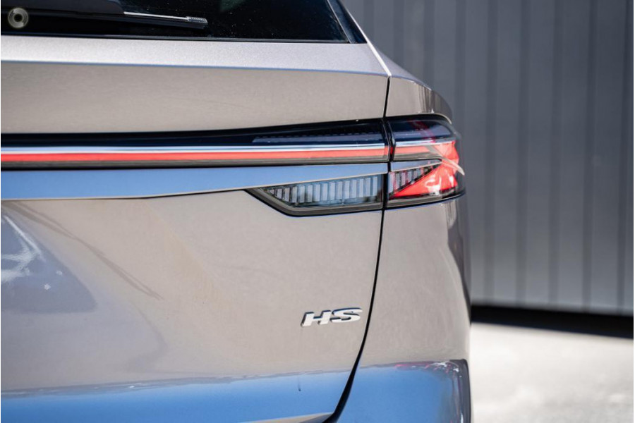 2024 MY24.5 MG HS AS33 Essence SUV Image 9