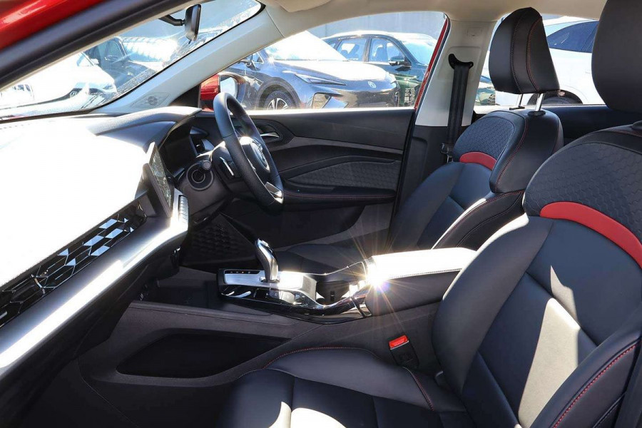 2026 MY25 MG MG5 AP32 Essence Sedan Image 8
