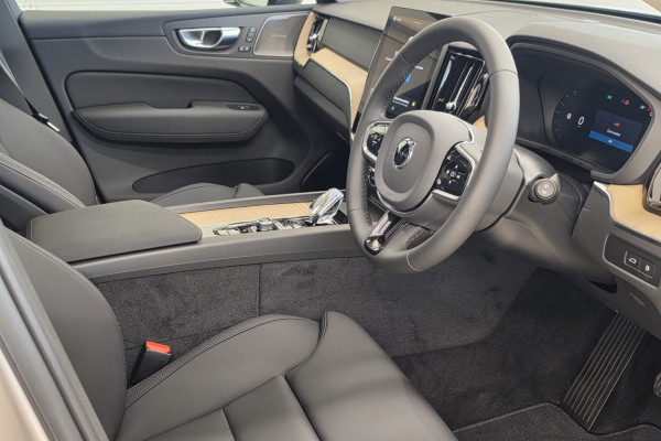 2025 MY26 Volvo XC60 UZ Plus T8 Plug-in Hybrid Dark SUV