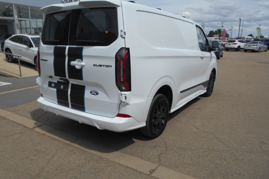 2024 MY24.50 Ford Transit Custom AV Sport SWB Van Image 19