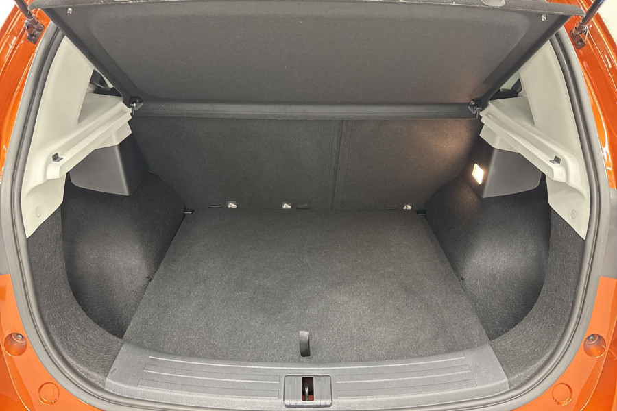 2023 MY24 MG ZST Essence SUV Image 16