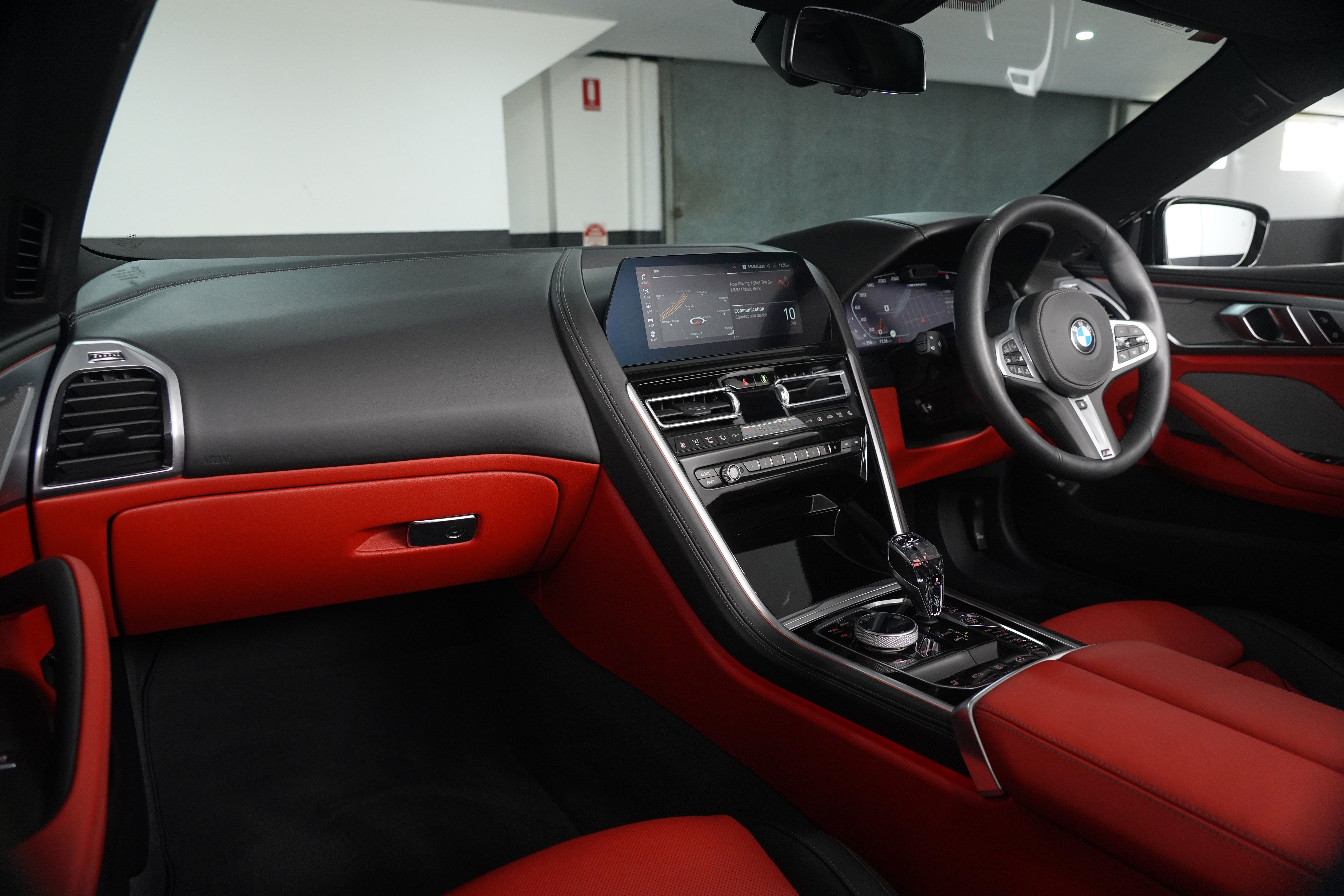 2019 BMW 8 Series M850i Xdrive Convertible Convertible Image 30