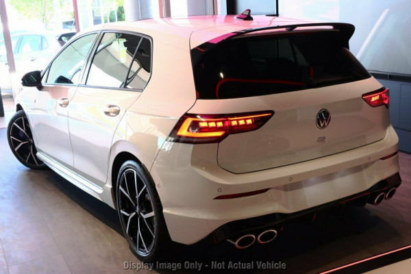 2026 Volkswagen Golf 8.5 R Hatch Image 3