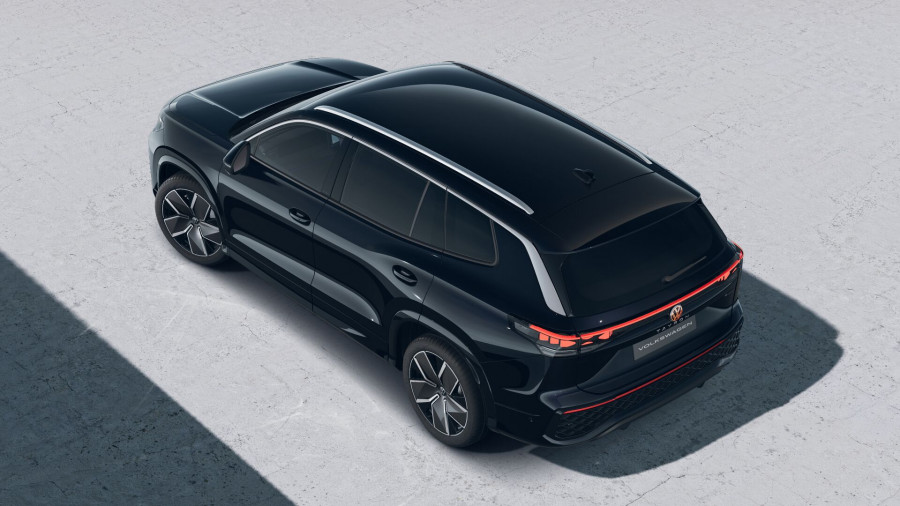 2025 MY26 Volkswagen Tayron R4 195TSI R-Line SUV Image 4
