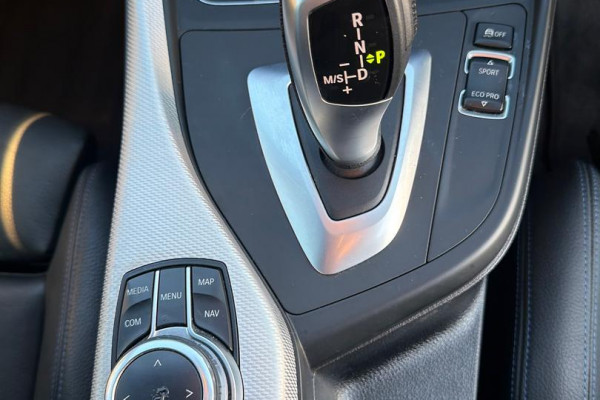 2018 BMW 1 Series F20 LCI-2 118i Sport Line Hatch Image 18