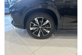 2024 MY24.5 MG HS AS33 Essence SUV