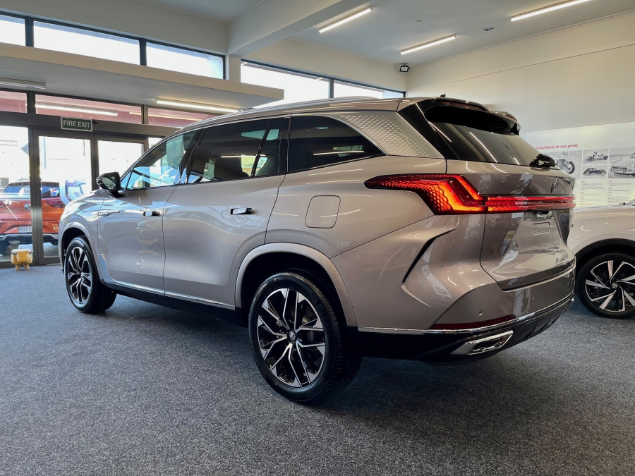 2026 MY25 MG QS IS31 Excite SUV Image 4