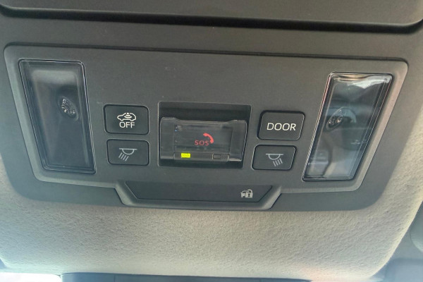 2025 Toyota HiLux GUN126R SR5 48V Ute Image 22