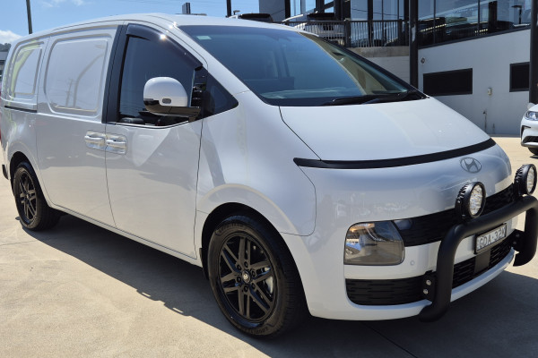 2026 MY27 Hyundai Staria Load US4.V4  Van Image 1