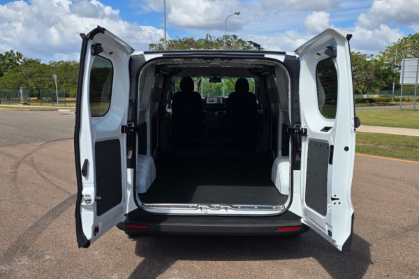 2026 LDV Deliver 7   Van Image 10