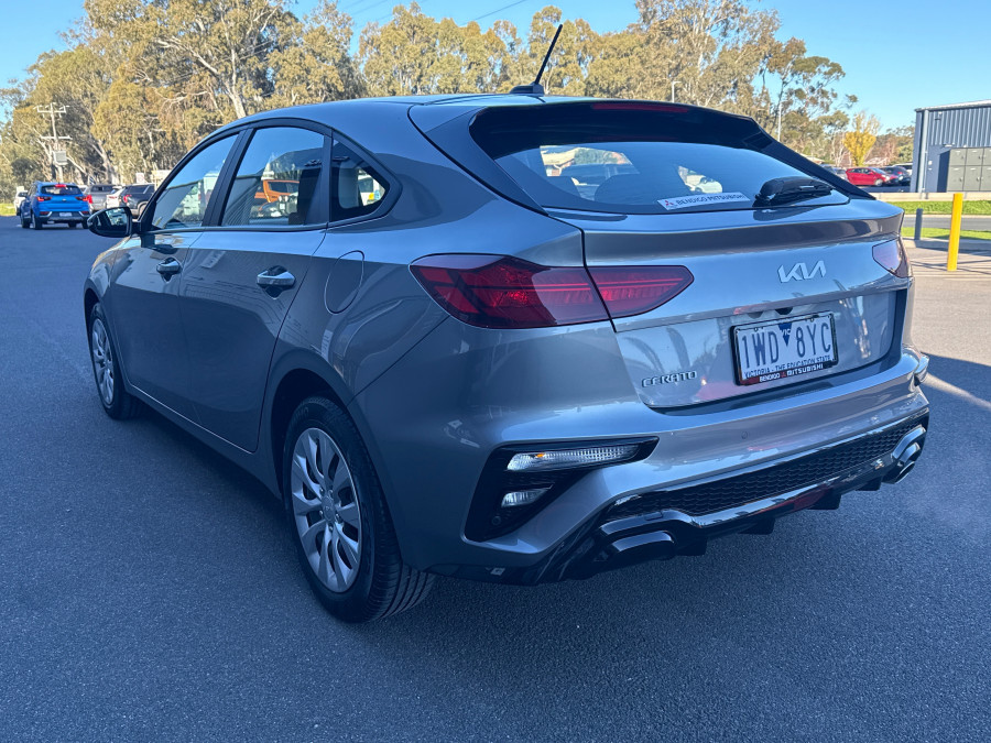 2022 Kia Cerato BD S Hatch Image 9