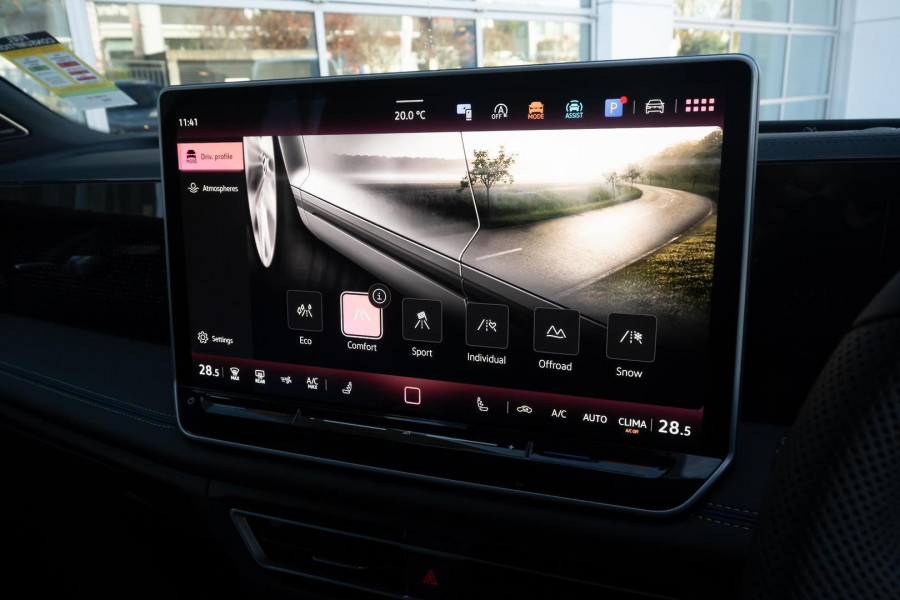 2025 Volkswagen Tiguan CT 150TSI R-Line SUV Image 18