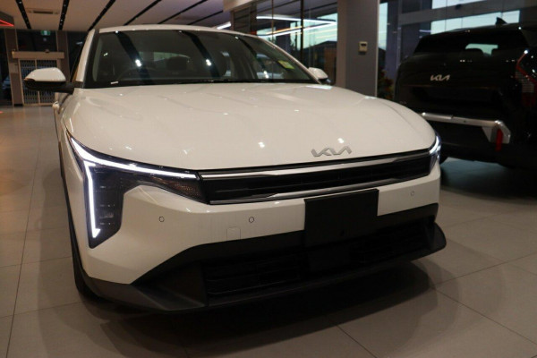 2025 Kia K4 CL4m S Sedan
