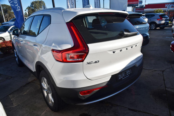 2025 MY26 Volvo XC40 XZ Plus B4 SUV Image 4