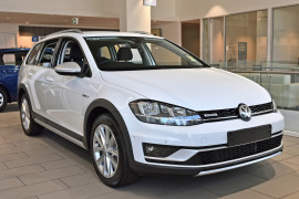 Volkswagen Golf Alltrack 132TSI 7.5