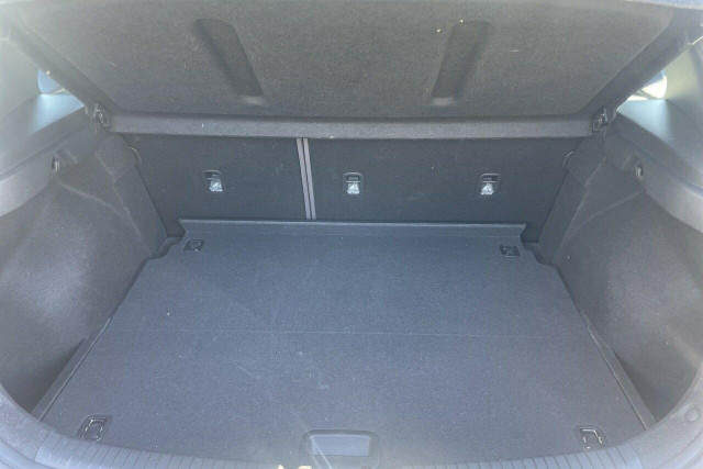 2017 MY18 Hyundai i30 PD Elite Hatch Image 8