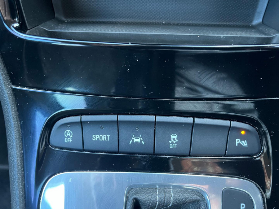 2018 MY18.5 Holden Astra BK R Hatch Image 25