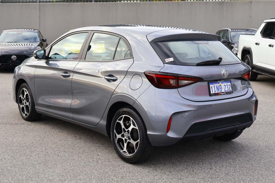 2025 MY24.5 MG MG3 ZP22 Essence Hybrid+ Hatch Image 2