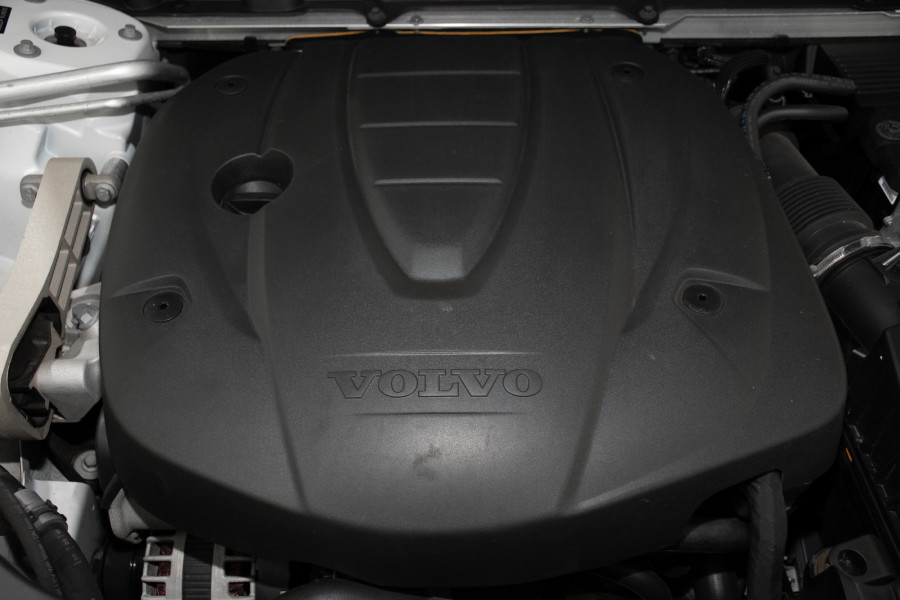 2019 Volvo XC60 UZ D4 Momentum SUV