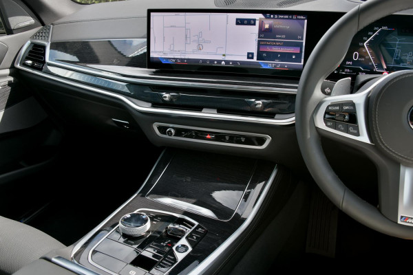 2025 BMW X5 G05 LCI xDrive30d M Sport SUV image 7