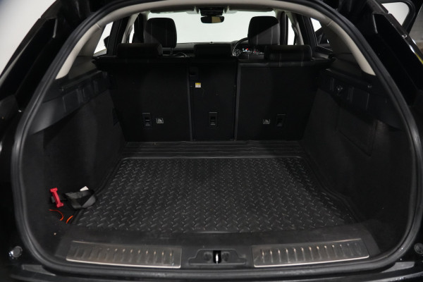 2018 Land Rover Range Rover Velar L560 P250 S SUV Image 28