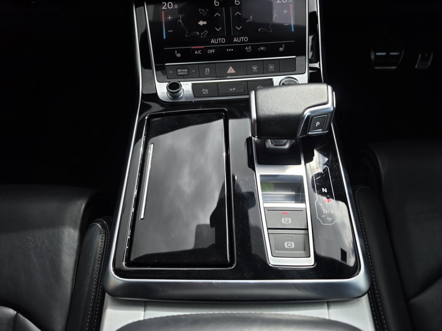 2022 Audi Q7 4M 55 TFSI S line SUV Image 17