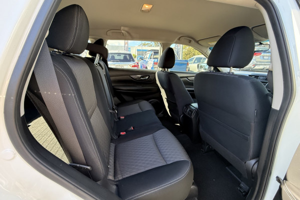 2020 Nissan X-Trail T32 Series III ST SUV Image 12