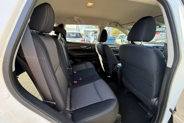 2020 Nissan X-Trail T32 Series III ST SUV Image 12