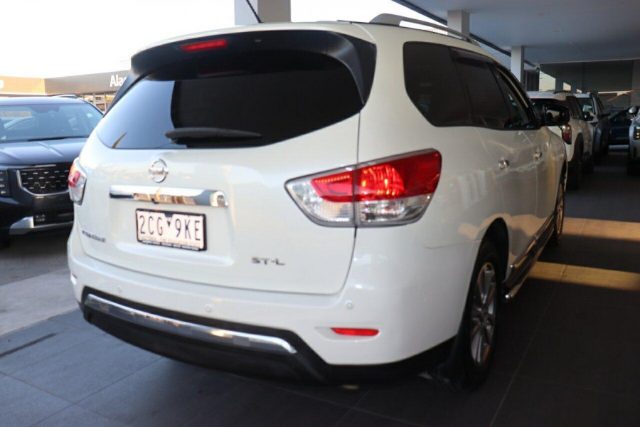 2016 Nissan Pathfinder R52 ST-L SUV Image 12