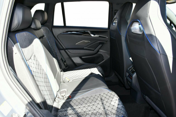 2026 Volkswagen Tiguan CT 150TSI R-Line SUV Image 8