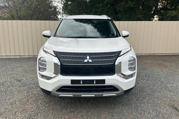 2021 MY22 Mitsubishi Outlander ZM LS SUV