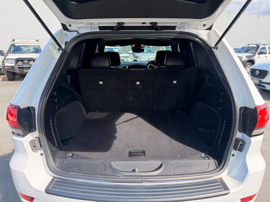 2020 MY0  Jeep Grand Cherokee WK Night Eagle SUV Image 15