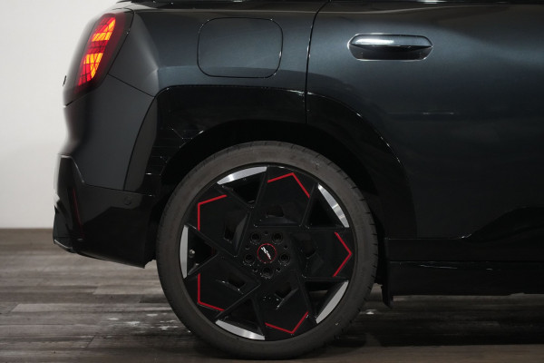 2025 MINI Aceman Jcw E Hatch Image 6