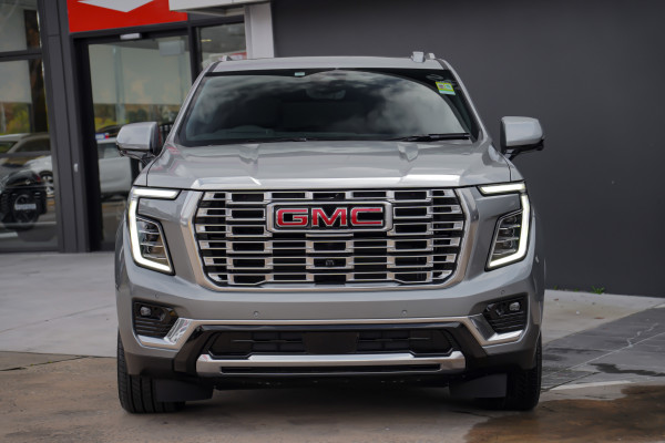 2025 GMC Yukon  Denali Wagon Image 5
