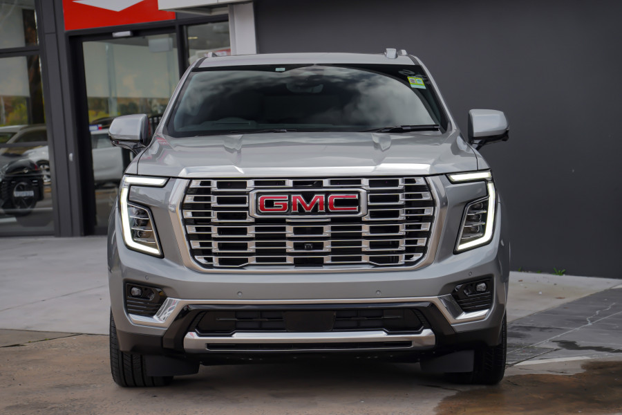 2025 GMC Yukon  Denali Wagon Image 5
