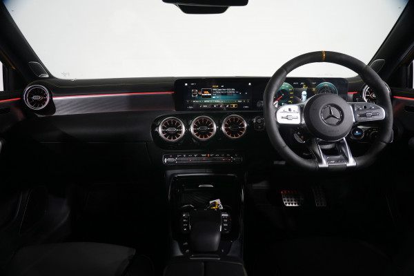 2021 Mercedes-Benz A-Class S 4matic+ Hatch image 13