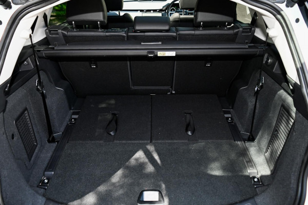 2025 MY25.5 Land Rover Discovery Sport L550 P200 S SUV image 5