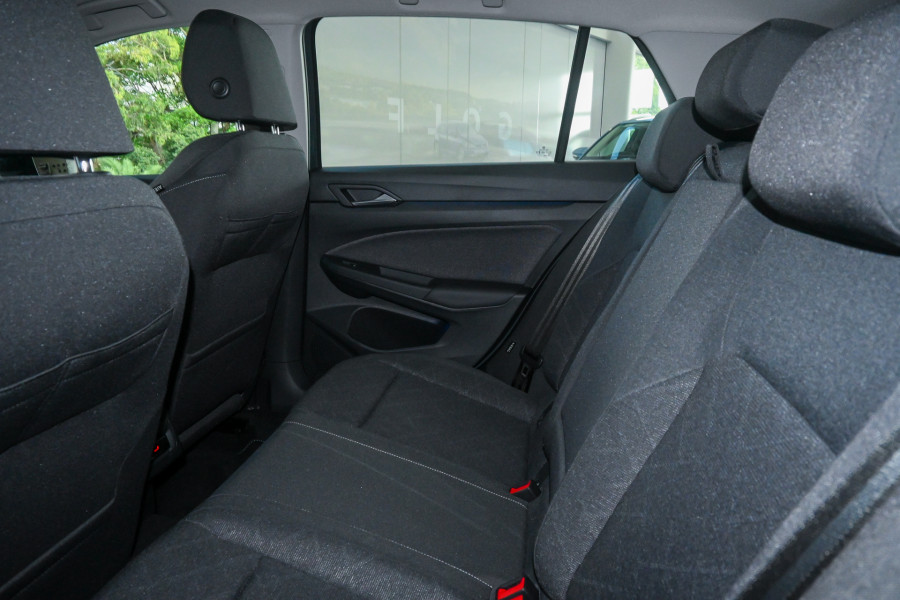 2024 Volkswagen Golf 8 110TSI Life Hatch Image 9
