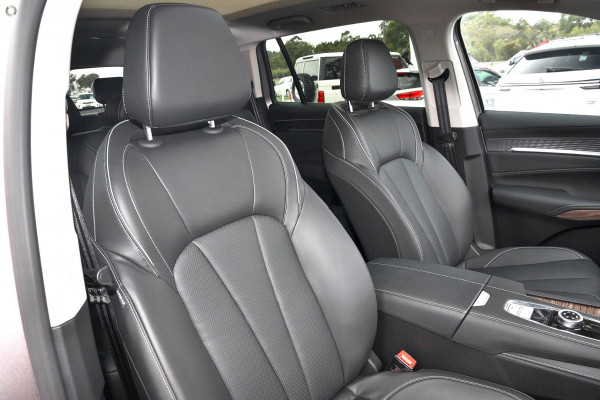 2025 MG QS IS31 Essence SUV Image 7