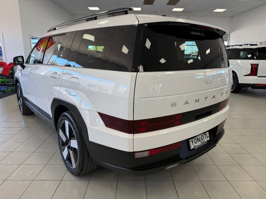 2024 MY25 Hyundai Santa Fe MX5.V1 Hybrid SUV Image 5