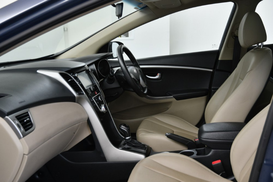 2016 MY17 Hyundai i30 GD4 Series II Active X Hatchback Image 6