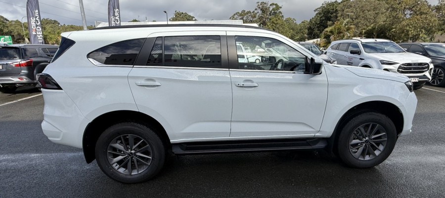 2025 MY25.5 Isuzu MU-X RJ LS-U SUV Image 11