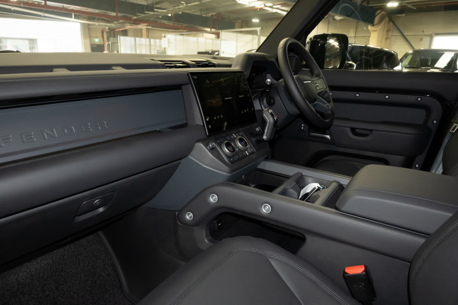 2026 Land Rover Defender L663 110 D350 X-Dynamic HSE SUV