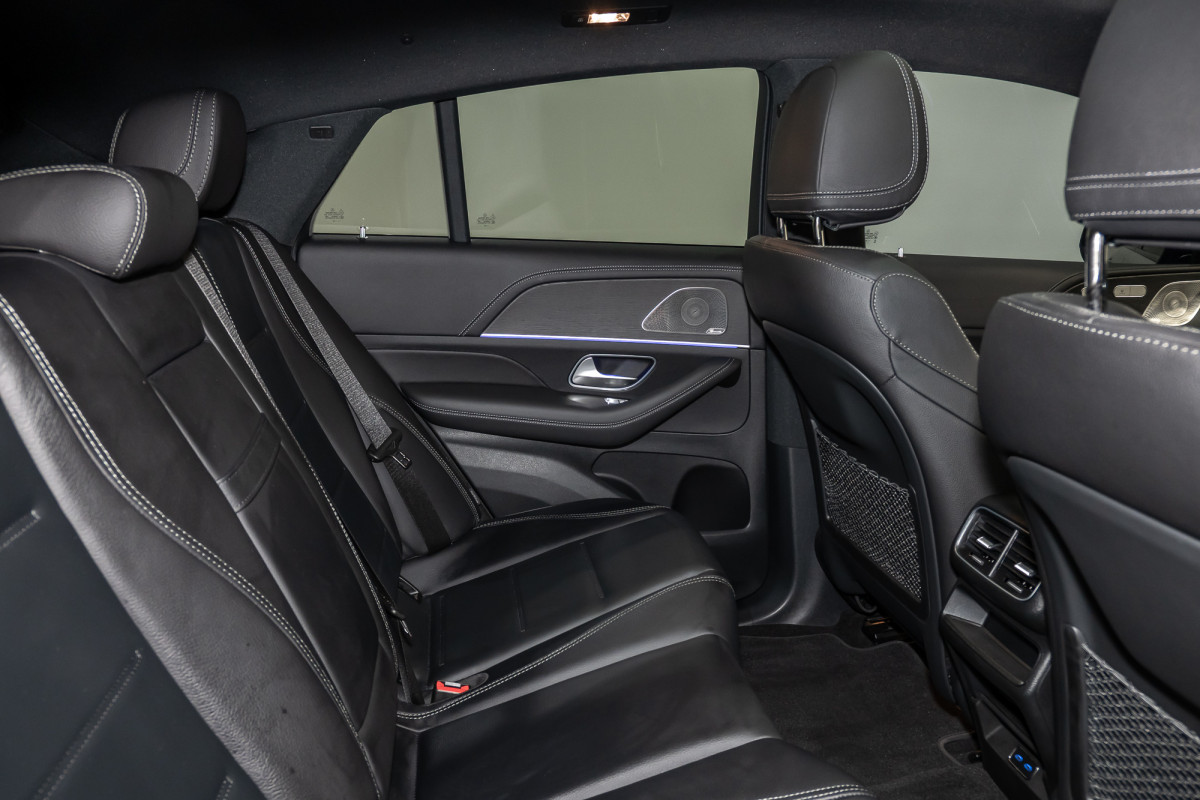 2023 Mercedes-Benz Gle 450 4matic (Hybrid) Coupe Image 3