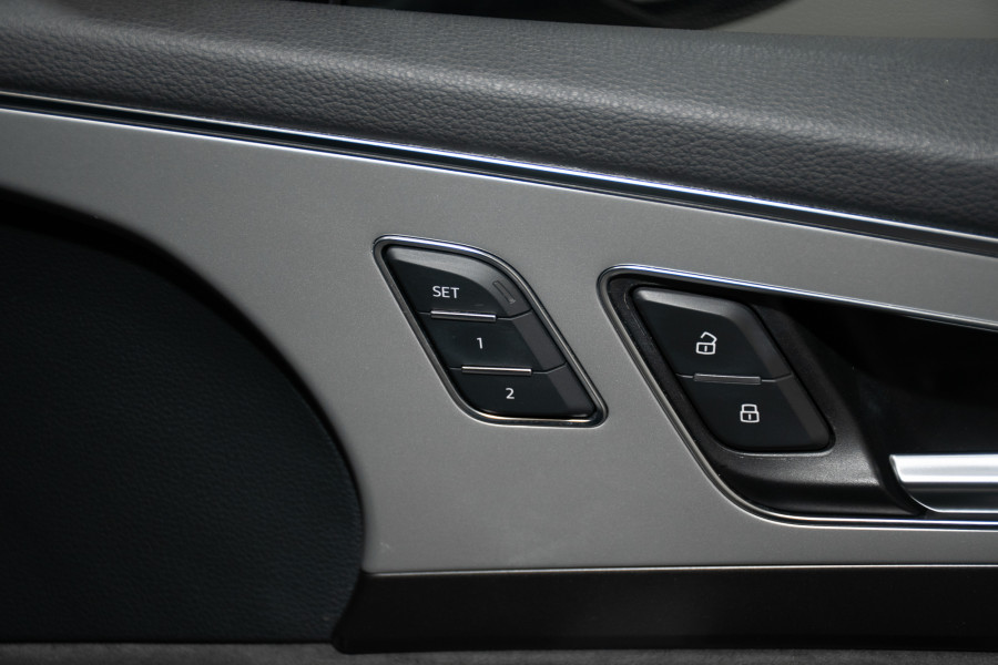 2016 Audi Q7 4M TDI SUV Image 14