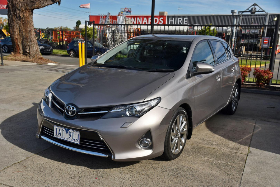 2013 Toyota Corolla ZRE182R Levin ZR Hatch Image 5
