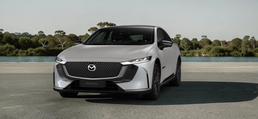 2026 Mazda 6e  E35 Atenza Hatch Image 3