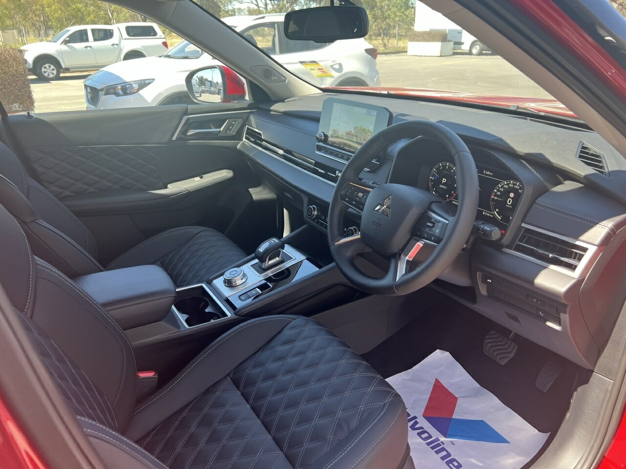 2024 Mitsubishi Outlander ZM Exceed SUV Image 14