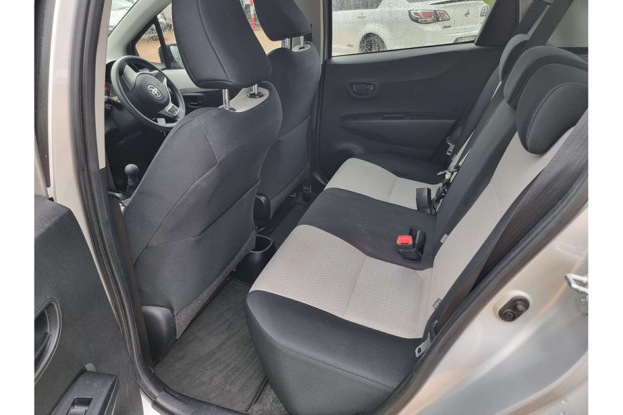 2012 Toyota Yaris NCP130R YR Hatch Image 12