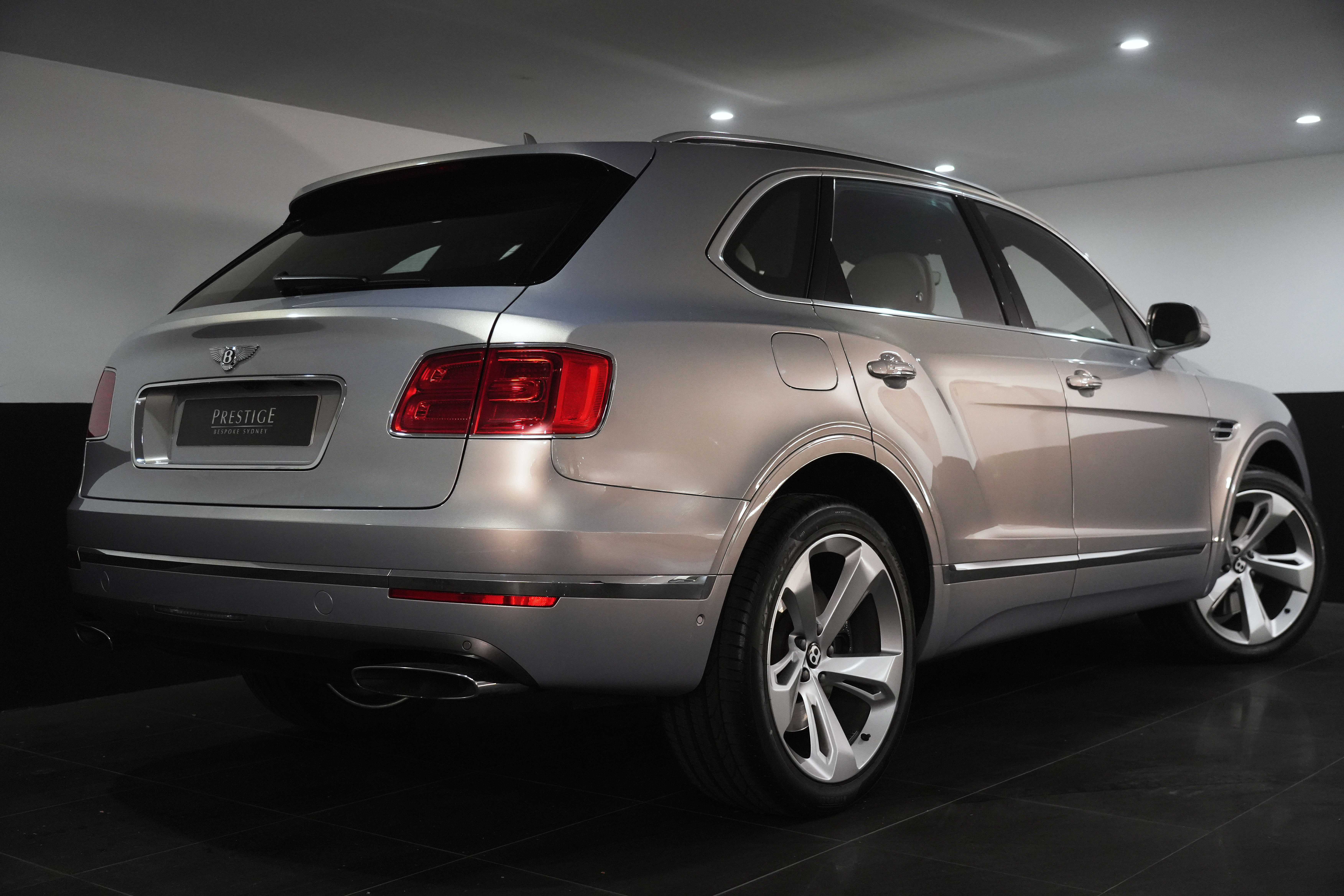 2017 Bentley Bentayga W12 SUV Image 23